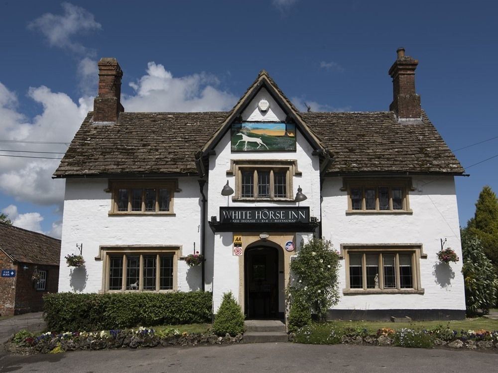 The White Horse Inn Calne Exteriér fotografie
